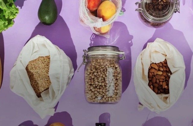 The Ultimate Guide to Easy and Nutritious Eating: 10 Staple Foods to Keep on Hand